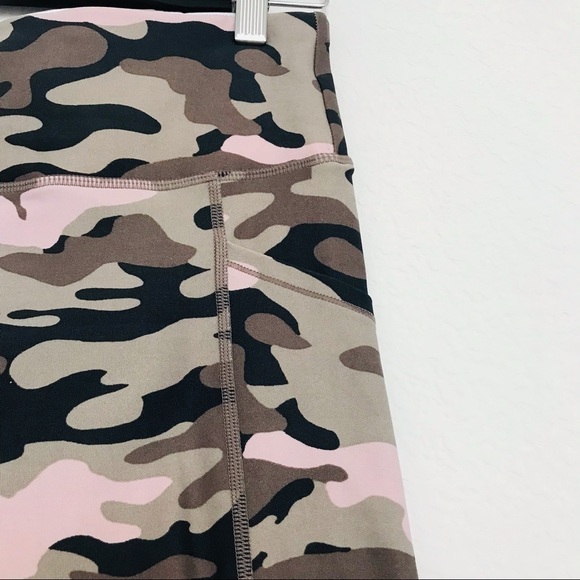 New! Calvin Klein Performance Athletic Biker Shorts - Picture 6 of 13